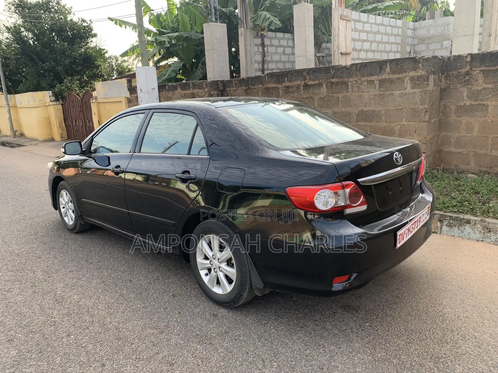 Toyota Corolla LE 4dr Sedan (1.8L 4cyl 4A) 2012 Black