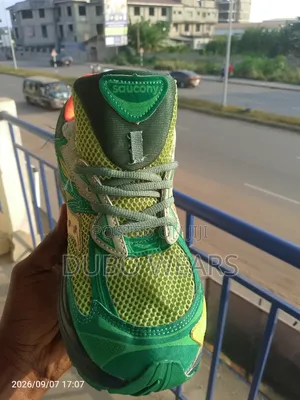Saucony Sneakers