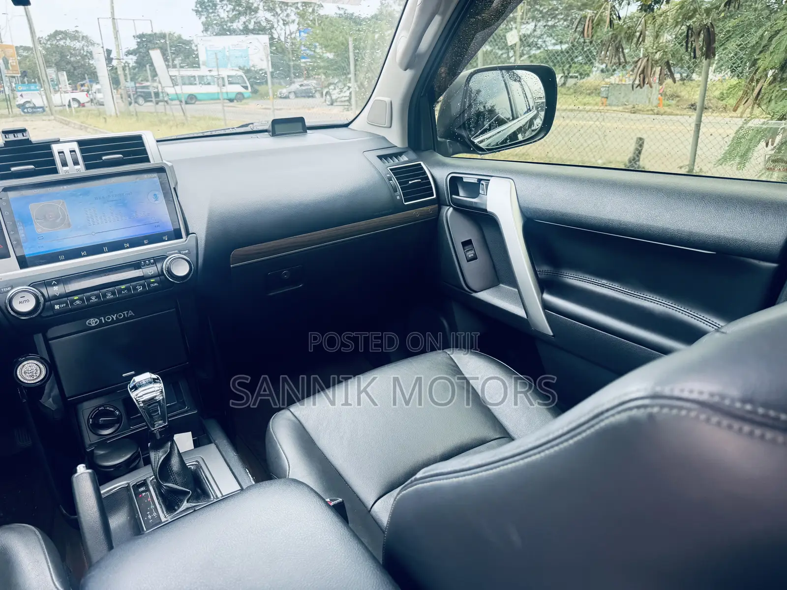 Toyota Land Cruiser Prado 2.7 2017 Green