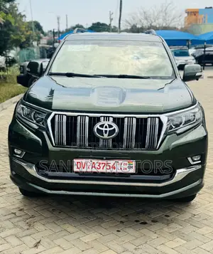 Toyota Land Cruiser Prado 2.7 2017 Green