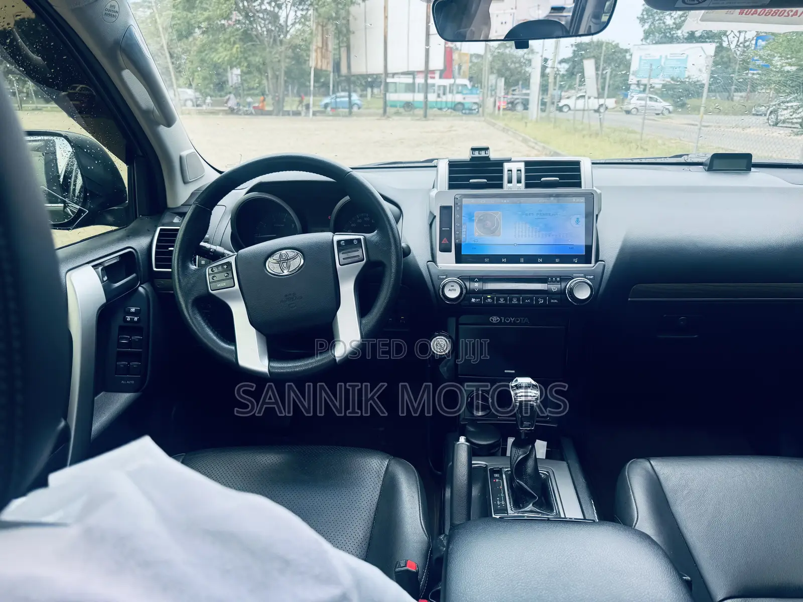 Toyota Land Cruiser Prado 2.7 2017 Green