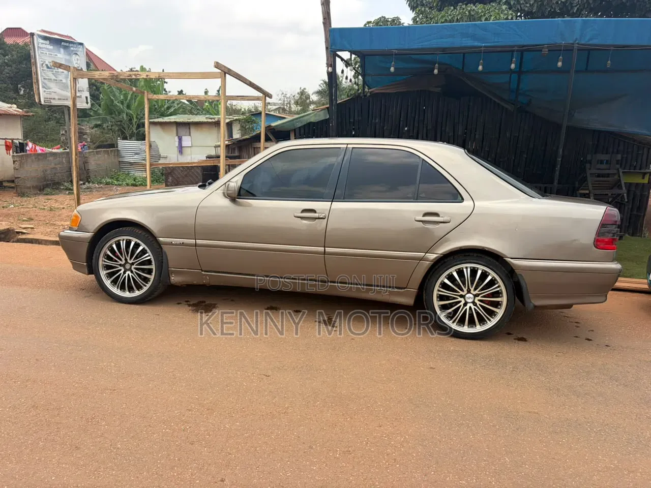 Mercedes-Benz C230 2005 Gold