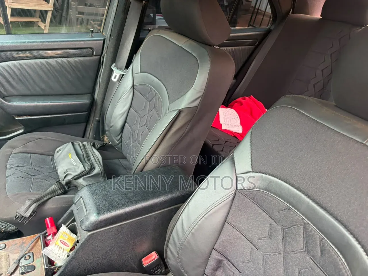 Mercedes-Benz C230 2005 Gold