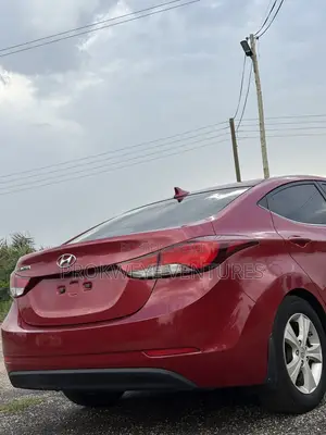 Hyundai Elantra Value Edition Sedan FWD (1.8L 4cyl 6A) 2016 Red