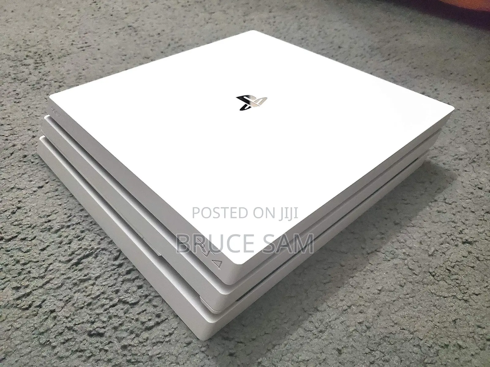 Sony PlayStation 4 Pro – PS4 Pro Limited White Edition