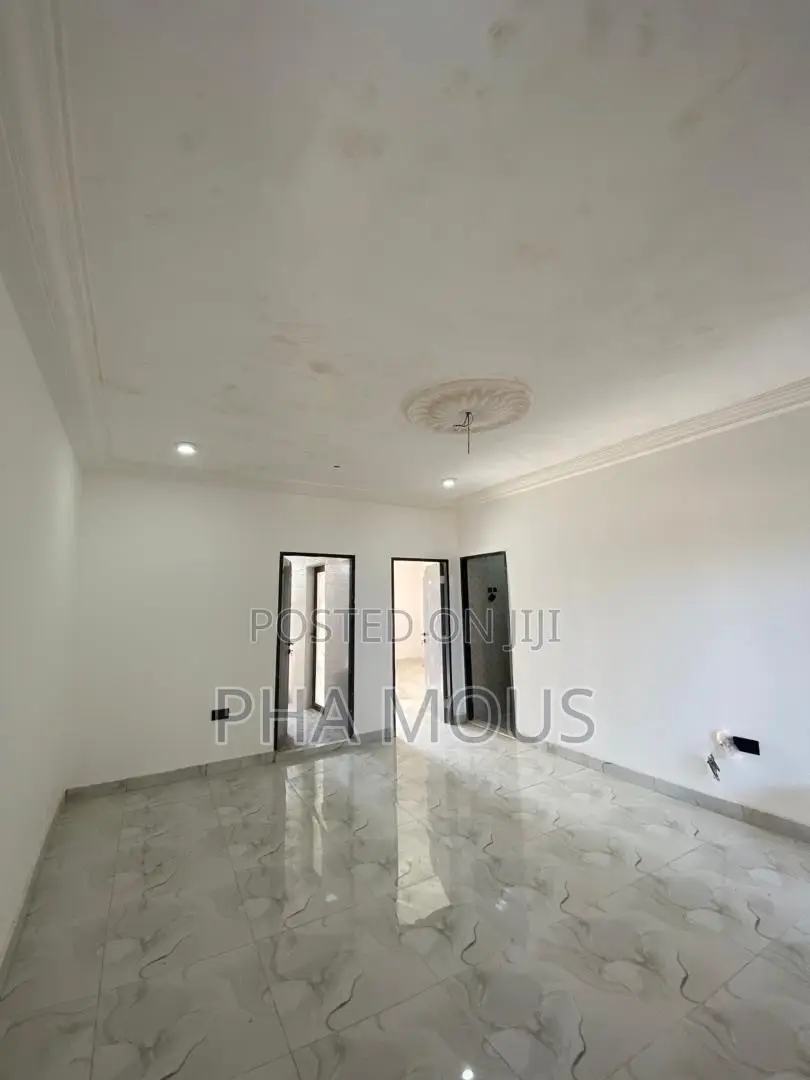 1bdrm Apartment in Israel Park for rent