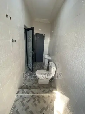 1bdrm Apartment in Israel Park for rent