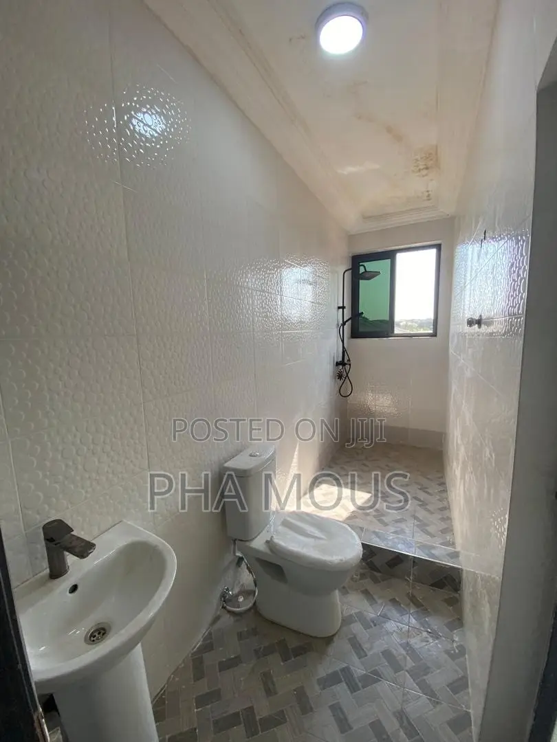 1bdrm Apartment in Israel Park for rent