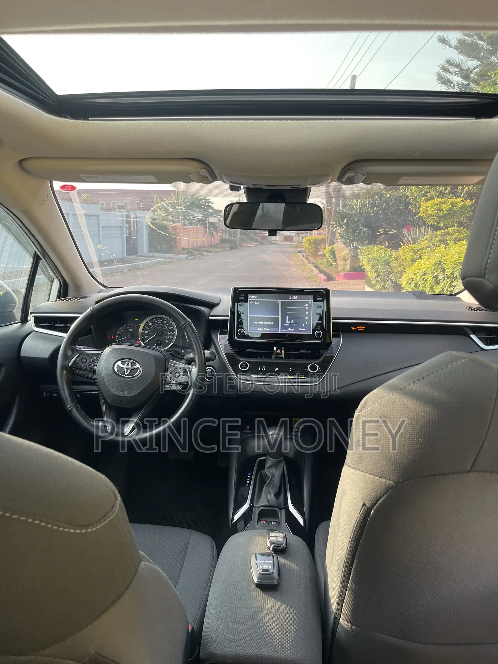 Toyota Corolla 2021 White