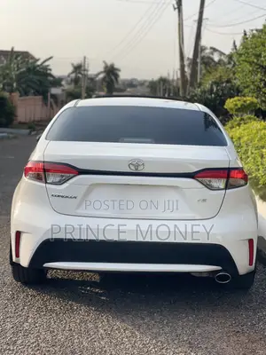 Toyota Corolla 2021 White