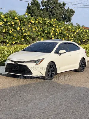 Toyota Corolla 2021 White