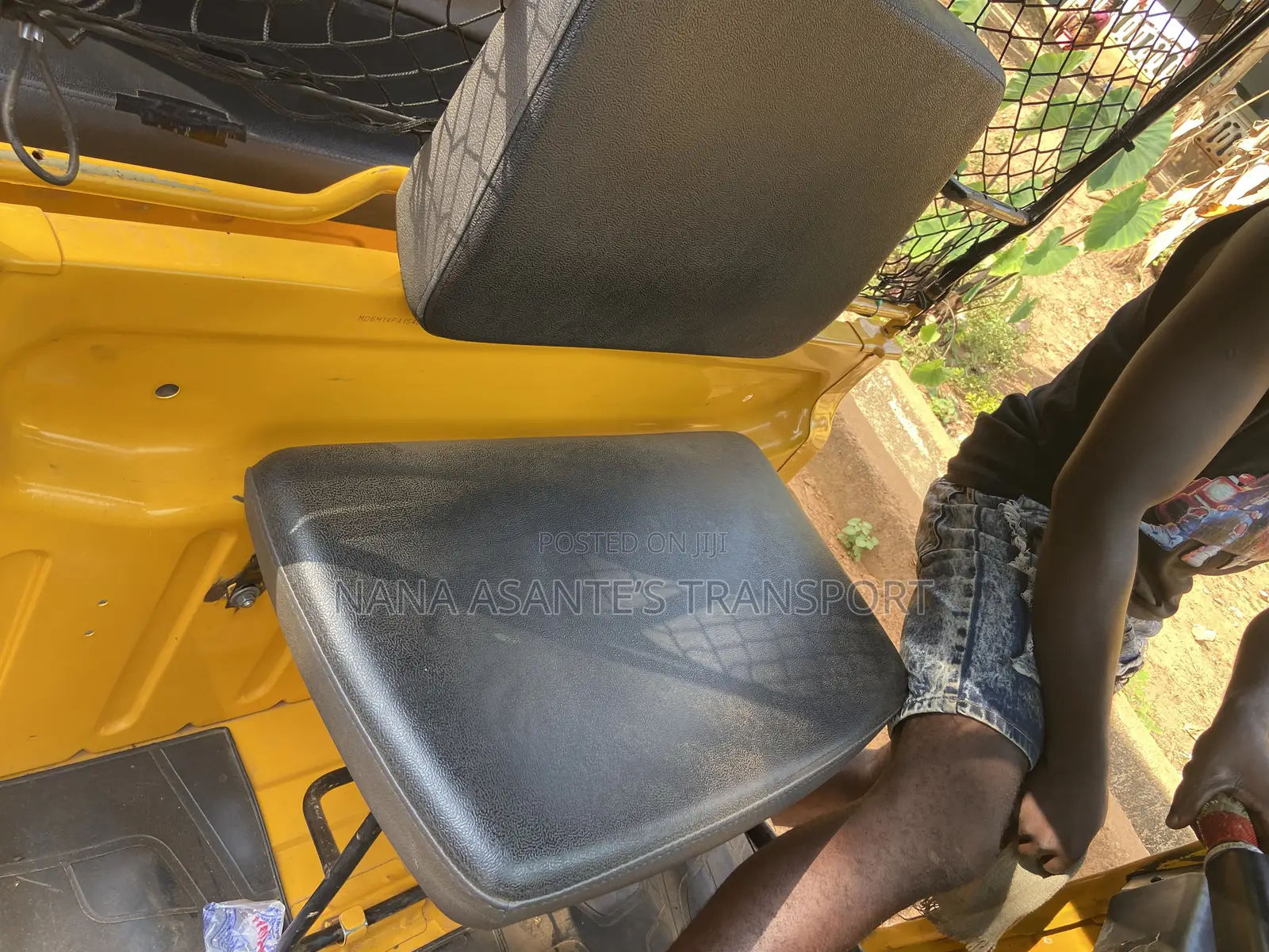 TVS King Deluxe Plus iTouch Start 2025 Yellow