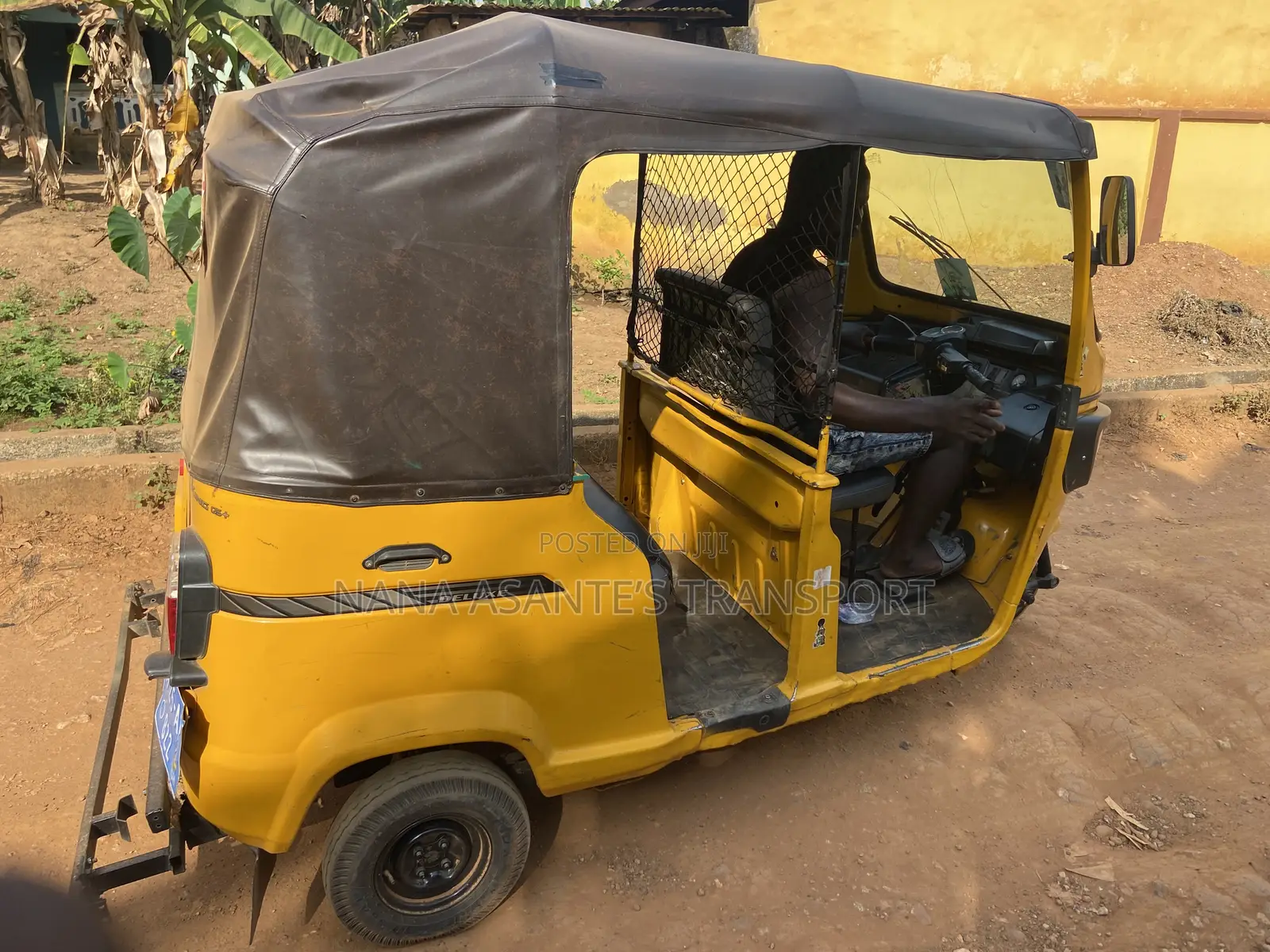 TVS King Deluxe Plus iTouch Start 2025 Yellow