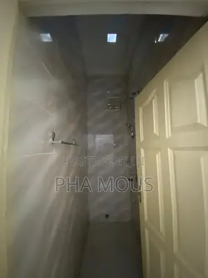 2bdrm Apartment in Achimota for rent