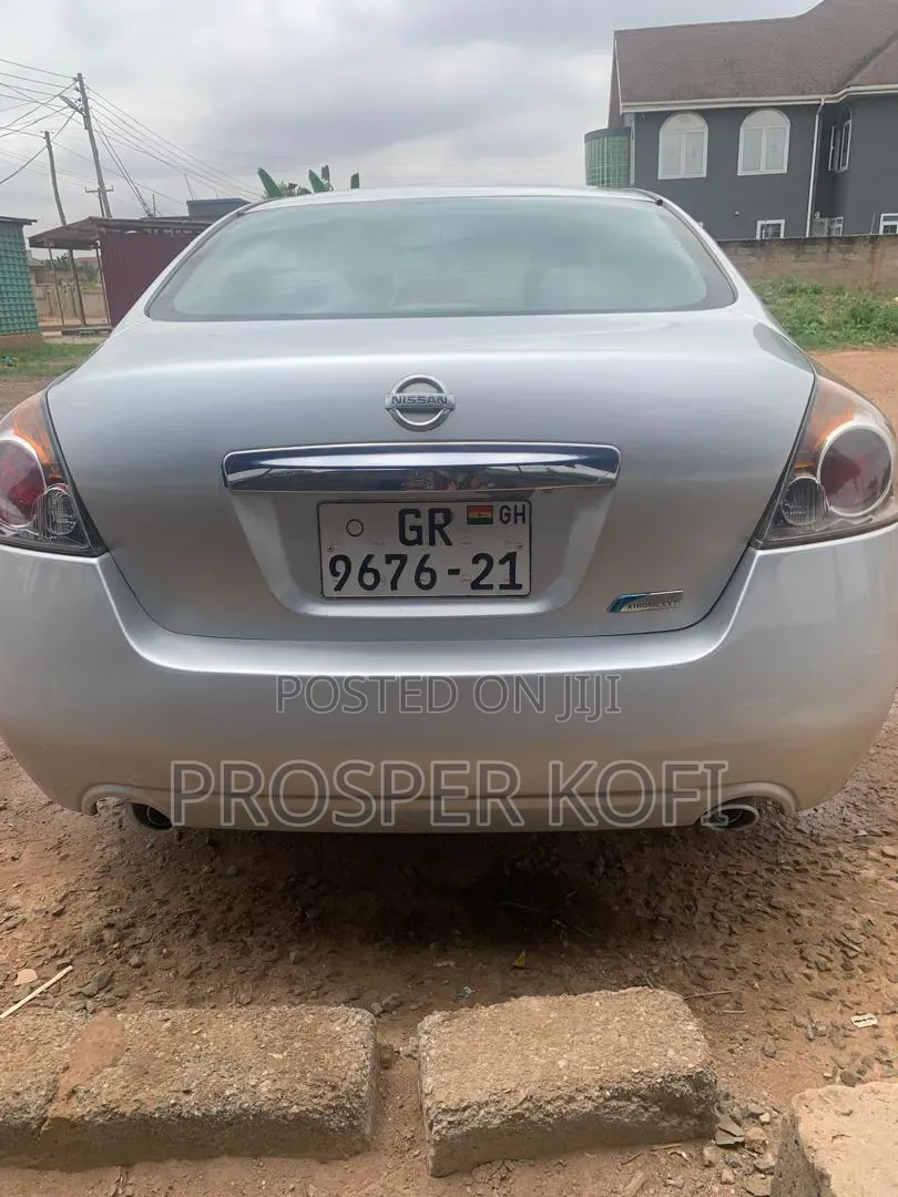 Nissan Altima 2013 Silver