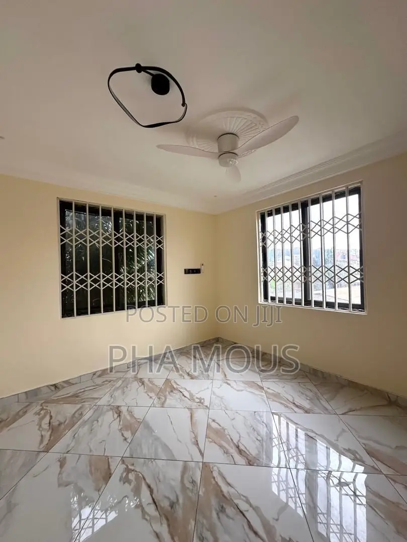 1bdrm Apartment in Israel Park for rent