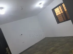 Furnished 2bdrm Block of Flats in New Sebrepor, Tema Metropolitan