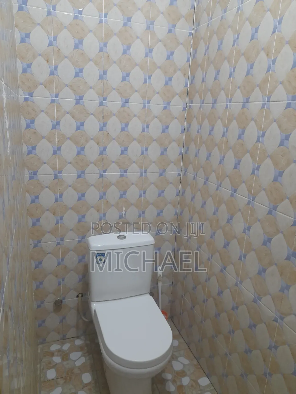 Furnished 2bdrm Block of Flats in New Sebrepor, Tema Metropolitan