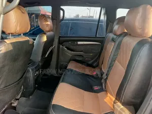 Toyota Land Cruiser Prado 2010 Black