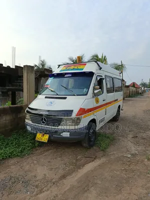 Mercedes-Benz Sprinter 1997 Yellow