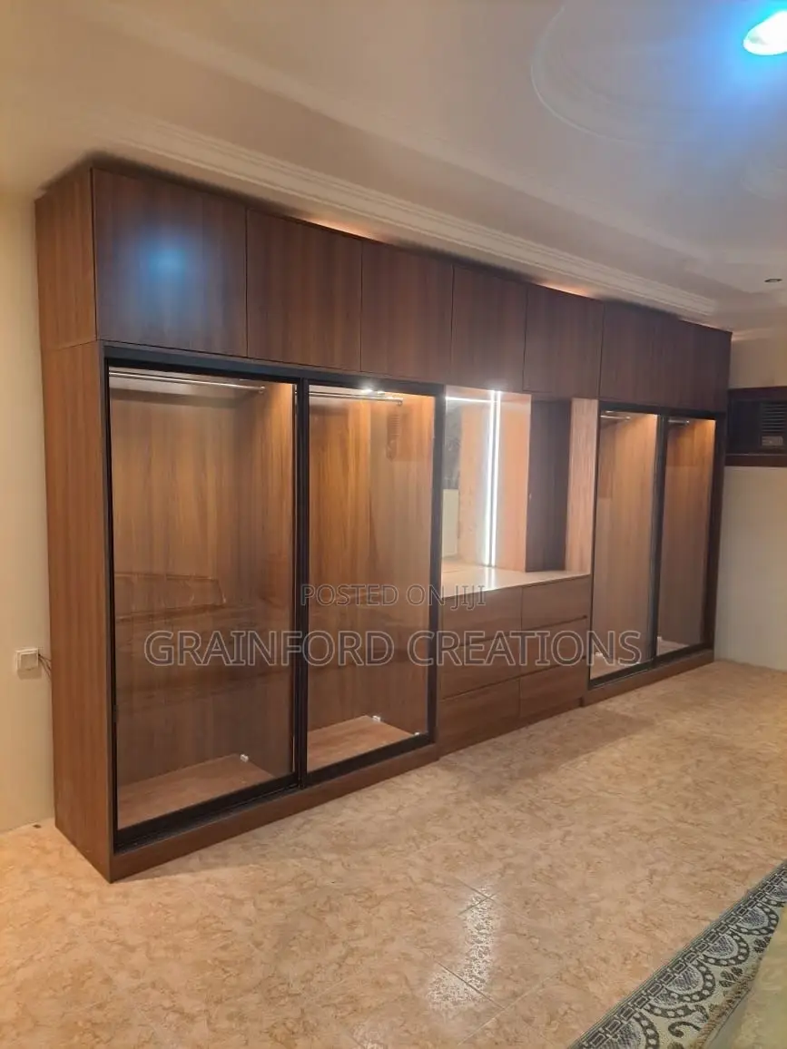 Experienced Master Woodworker / Furniture Carpenter Needed