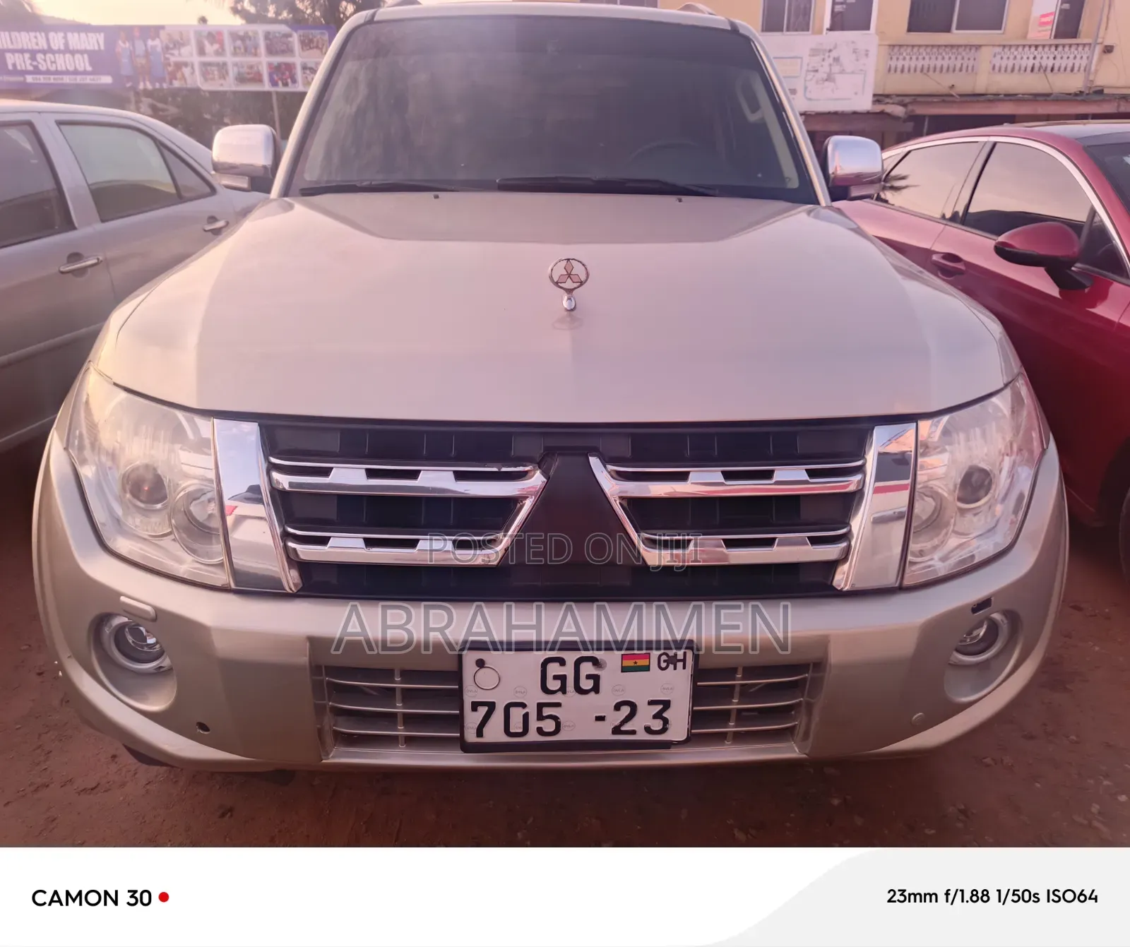 Mitsubishi Pajero 2016 Silver