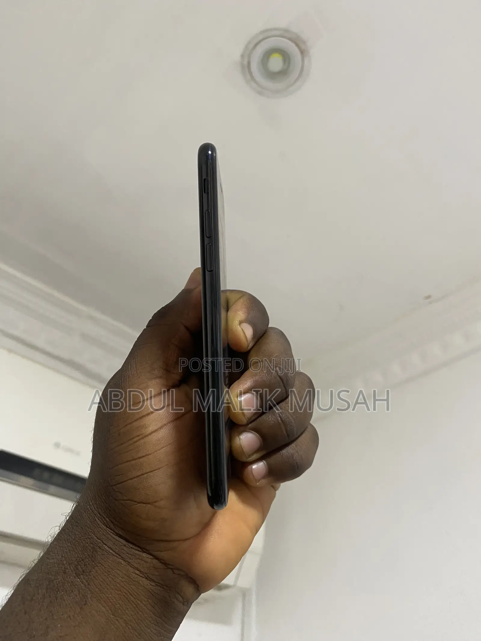 New Apple iPhone 7 32 GB Black