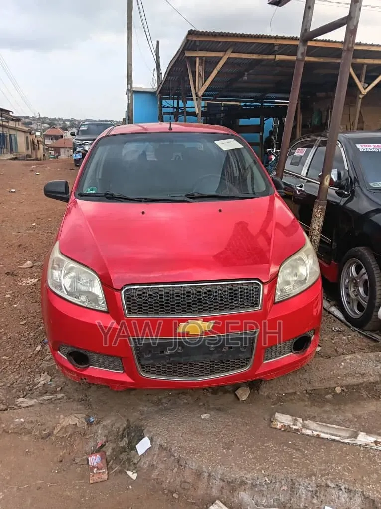 Chevrolet Aveo 2012 Red
