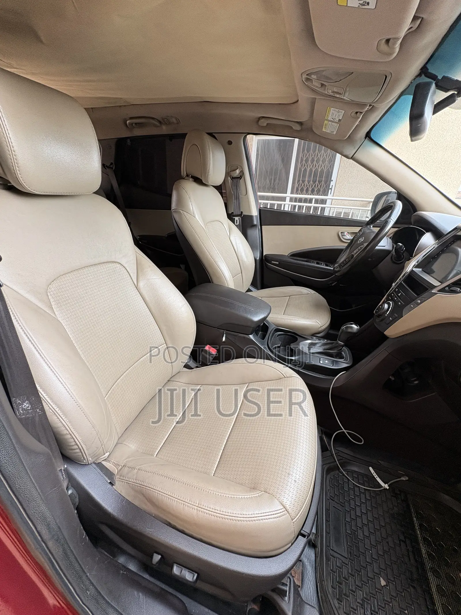 Hyundai Santa Fe 2016 Burgundy