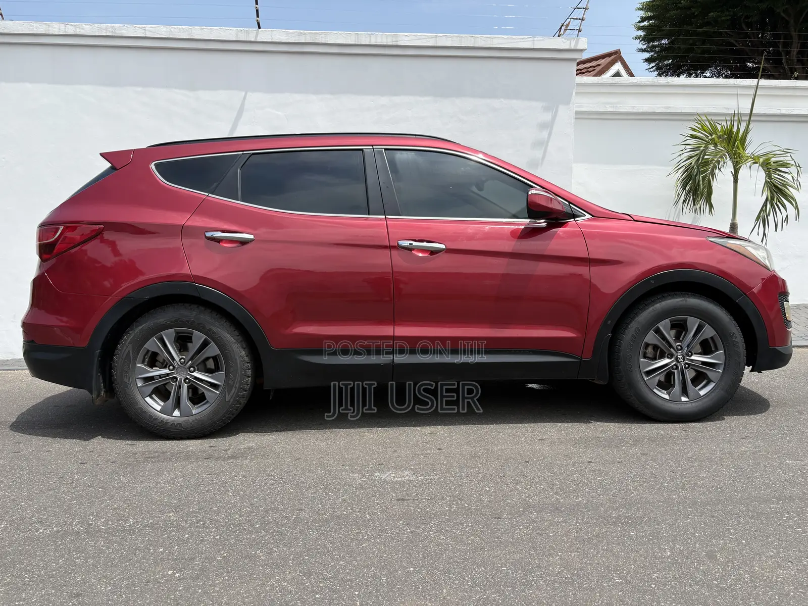 Hyundai Santa Fe 2016 Burgundy