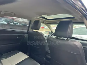 Toyota Corolla S 4dr Sedan (1.8L 4cyl CVT) 2015 Blue