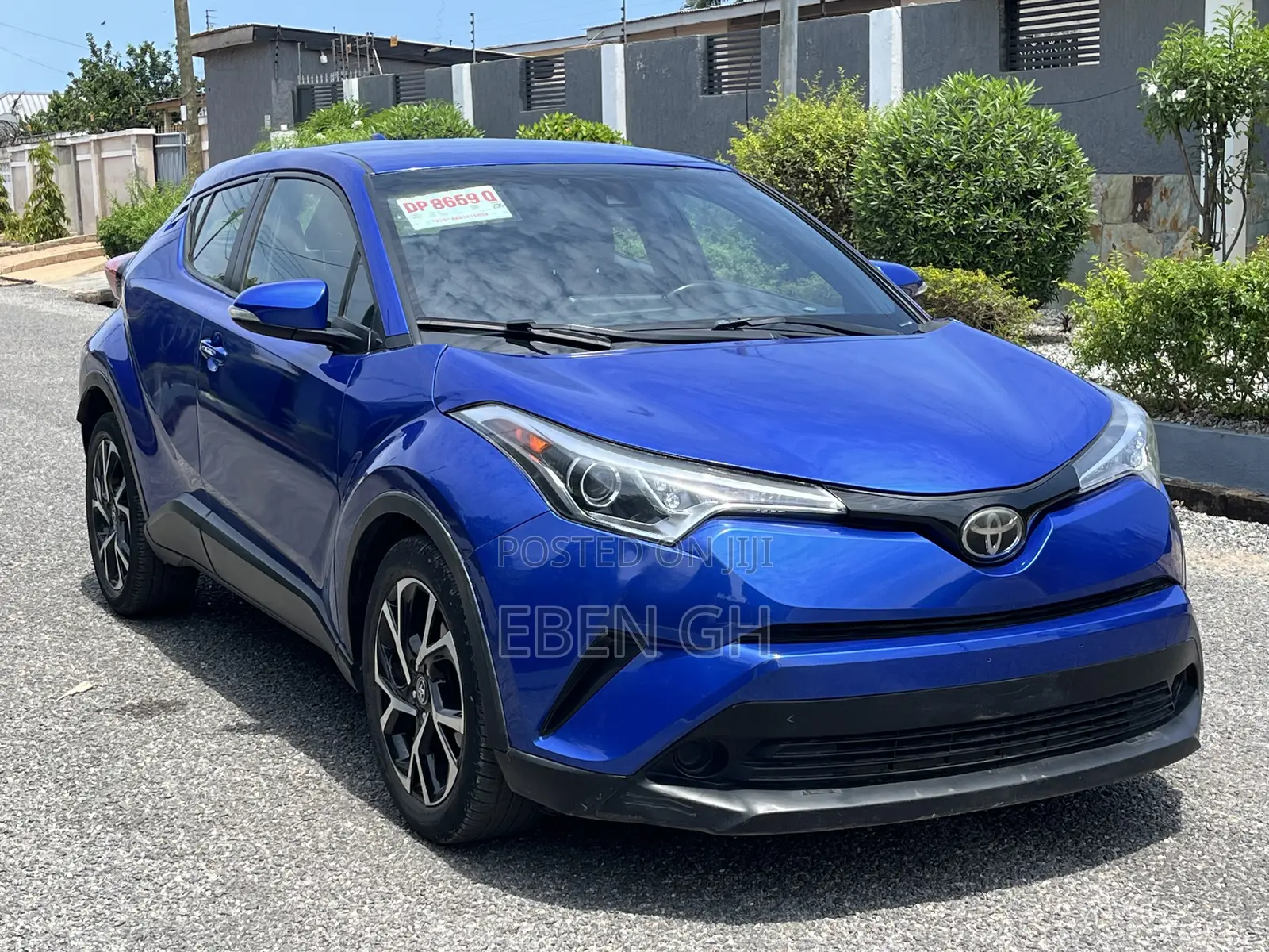Toyota C-HR 2017 Blue