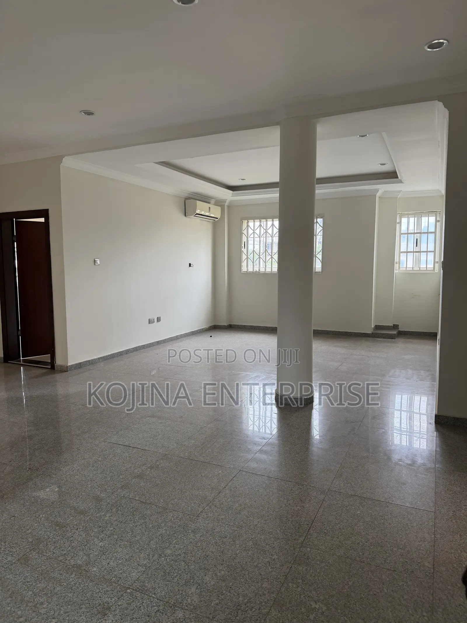 6bdrm Townhouse / Terrace in Ahodwo, Kumasi Metropolitan for rent