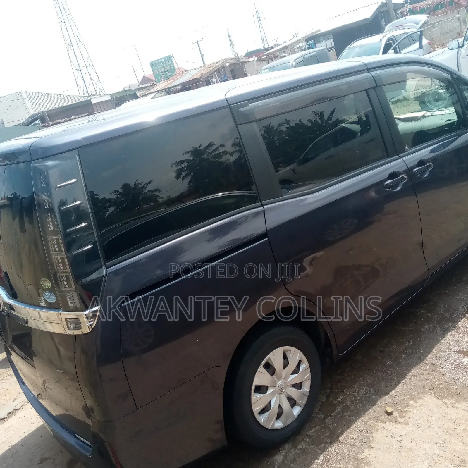 Toyota Voxy 2017 Black