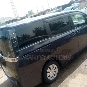 Toyota Voxy 2017 Black