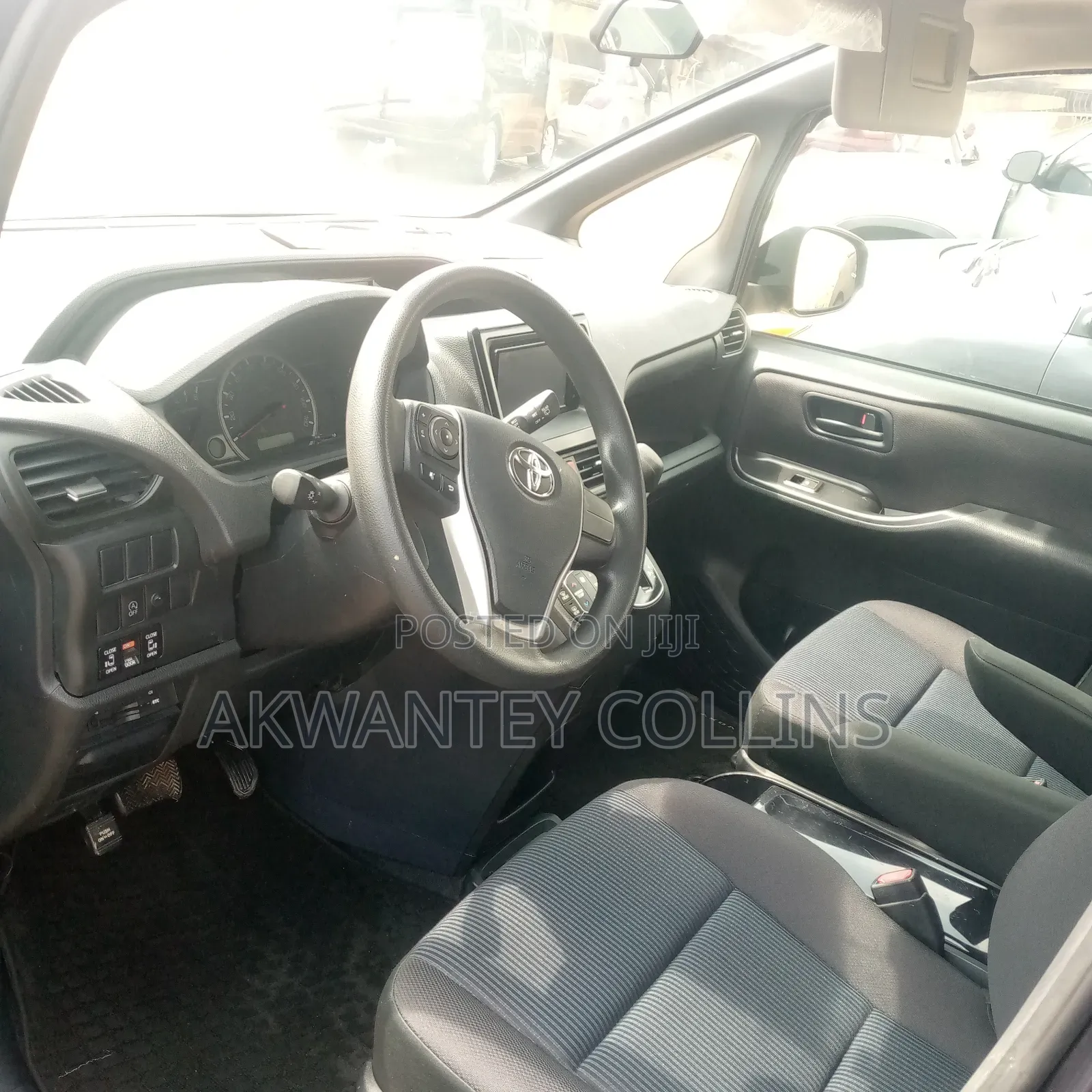 Toyota Voxy 2017 Black