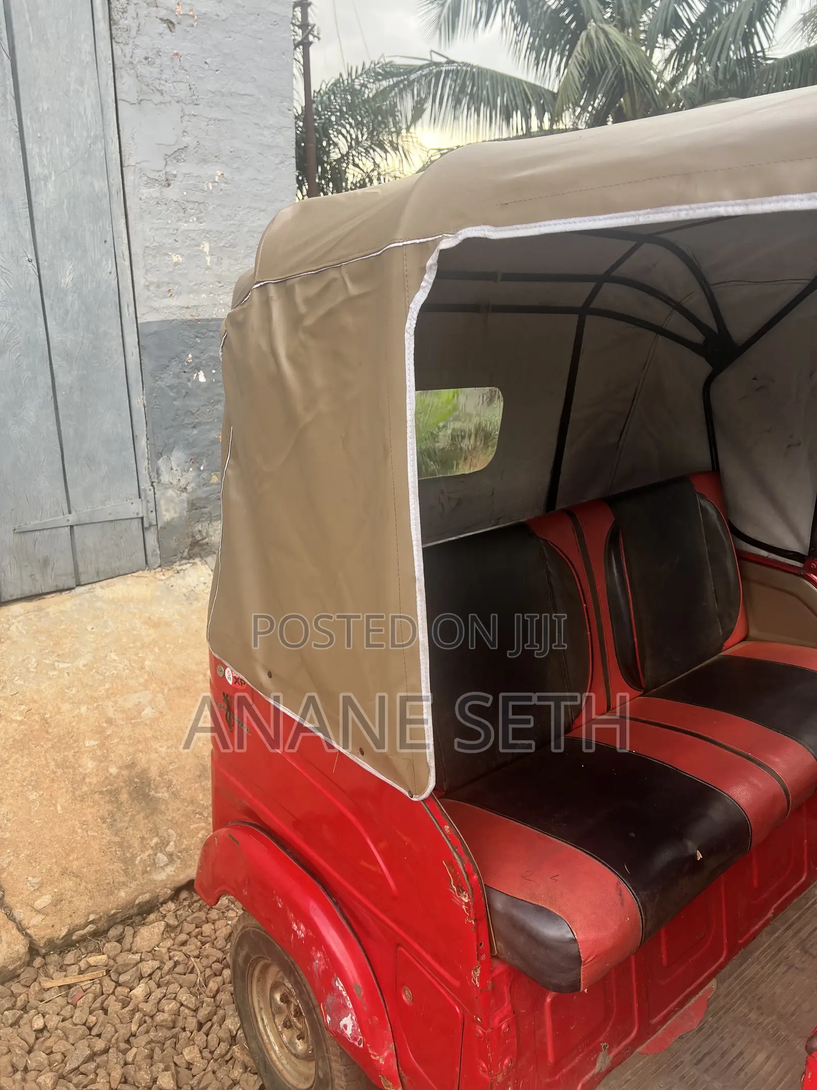 Bajaj RE 2022 Red
