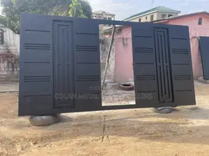 Metal Gate