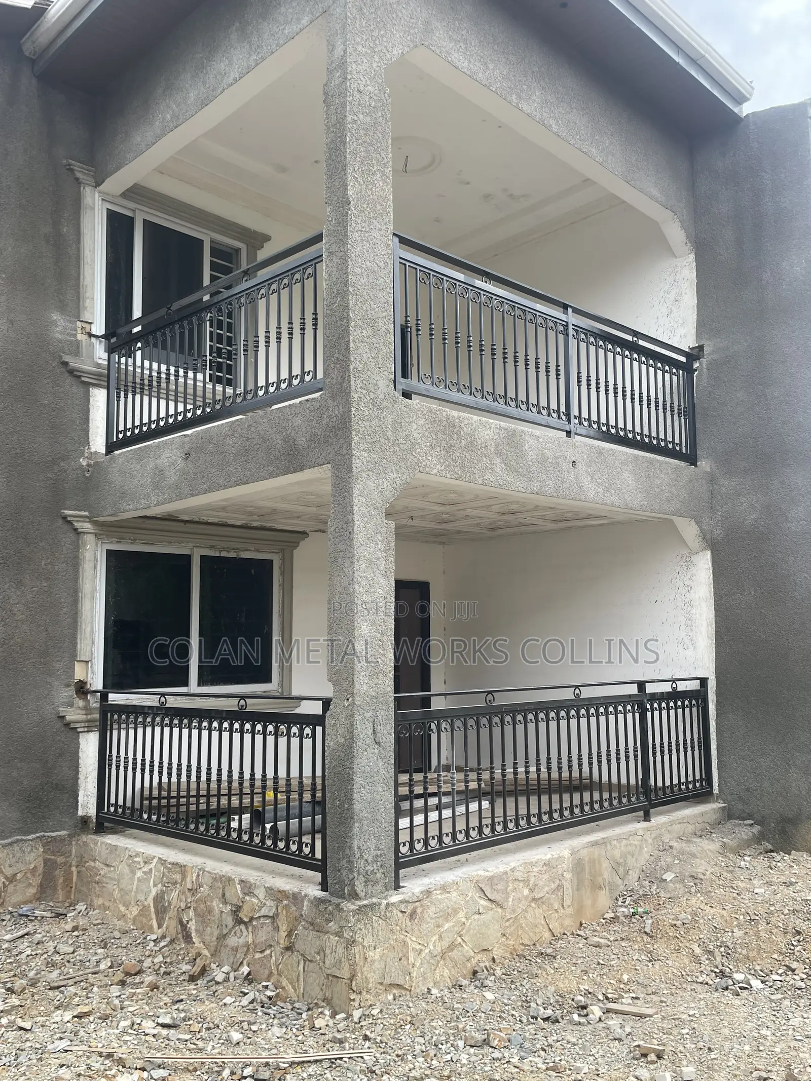 Metal Gate
