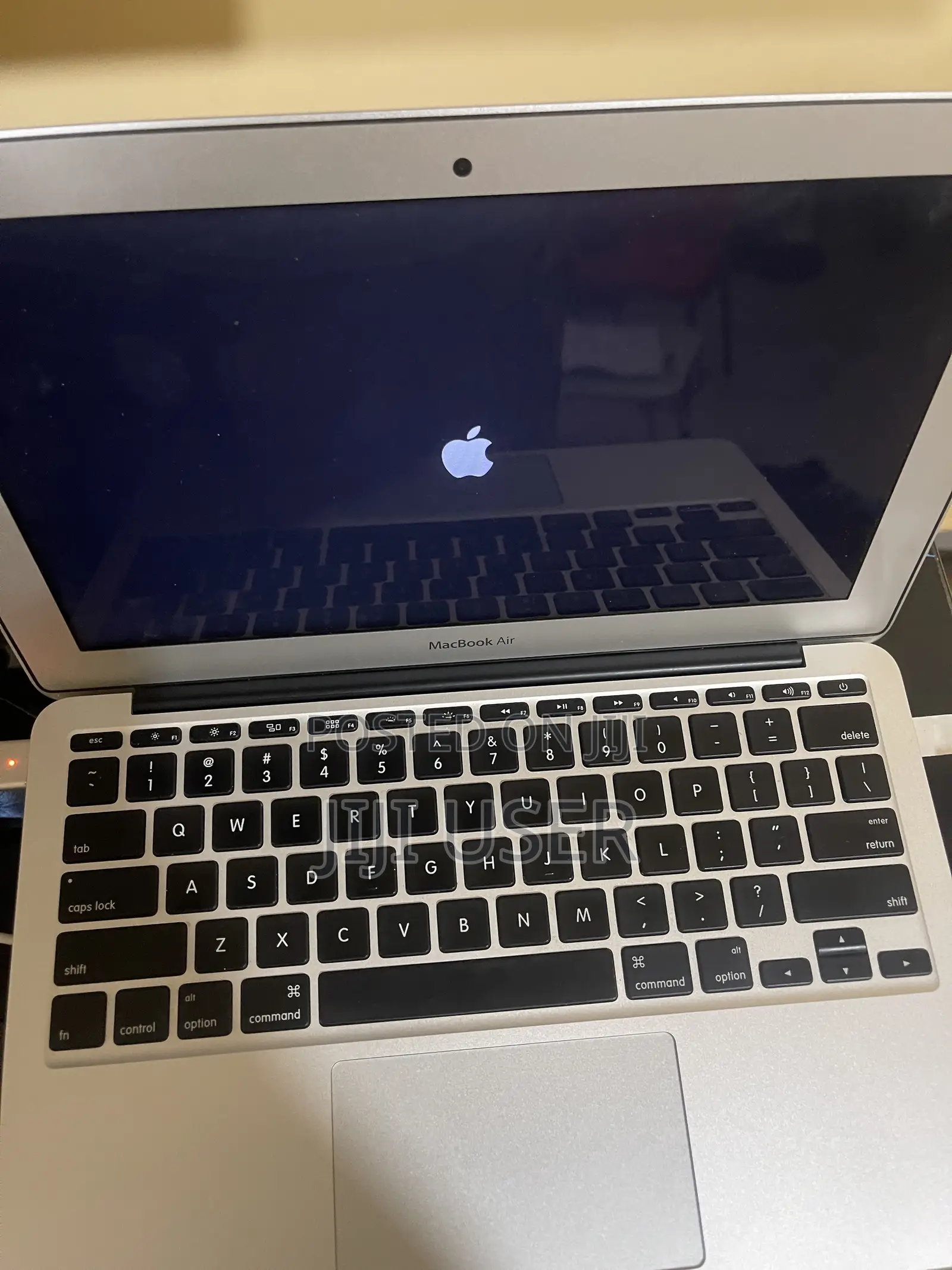 Laptop Apple MacBook Air 8GB Intel Core i7 HDD 128GB