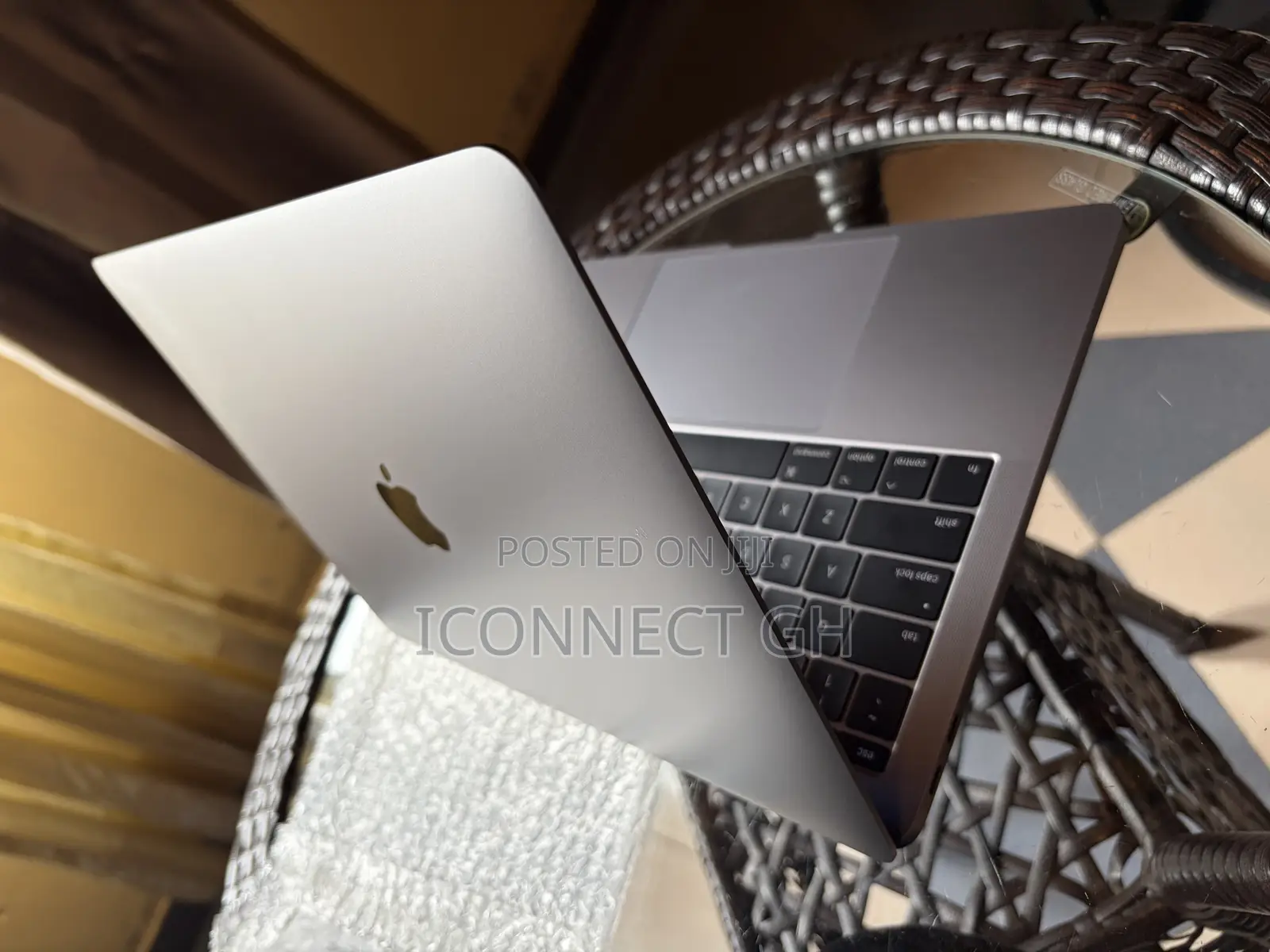 Laptop Apple MacBook Pro 2017 8GB Intel Core i5 SSD 256GB