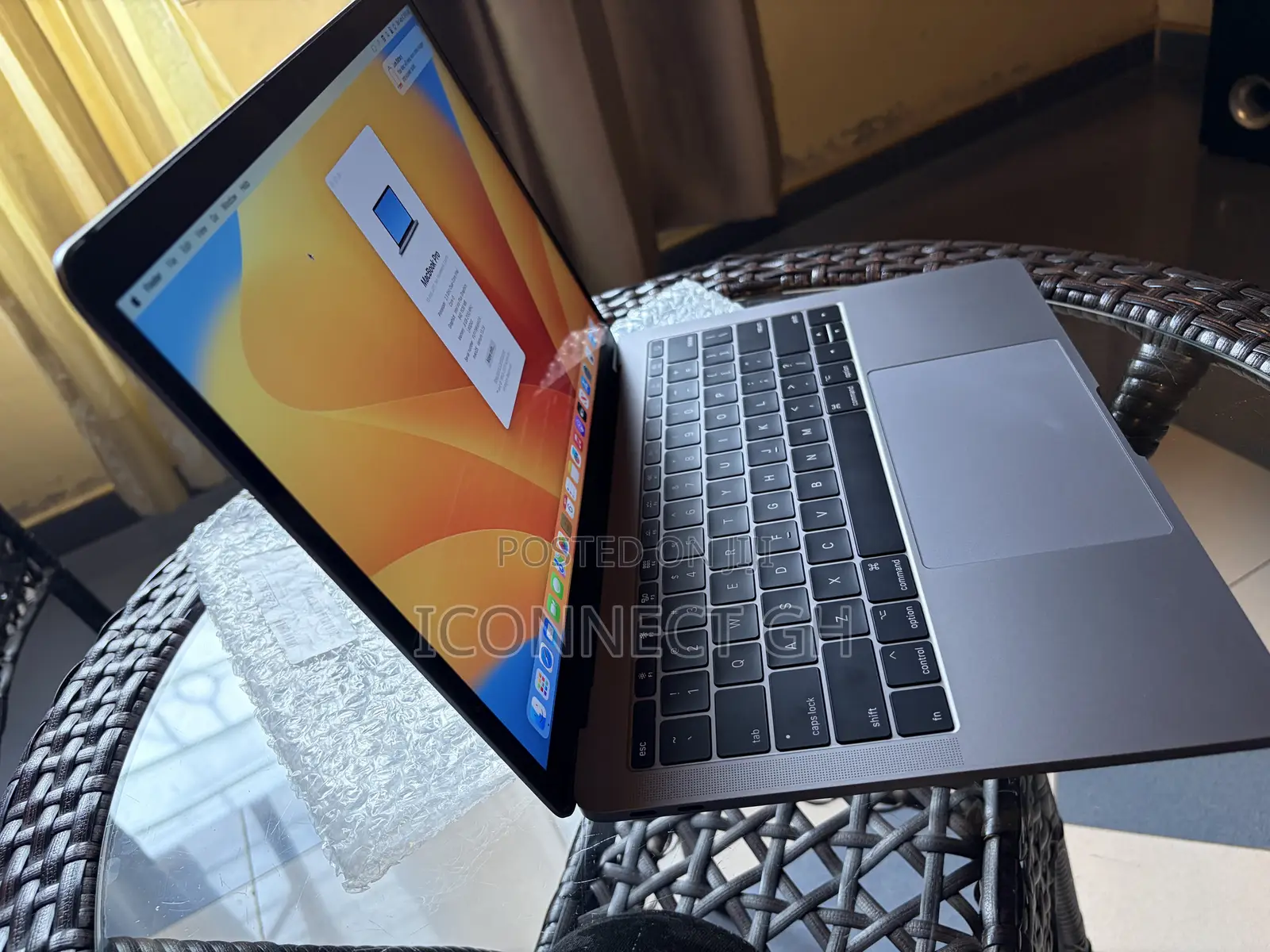 Laptop Apple MacBook Pro 2017 8GB Intel Core i5 SSD 256GB
