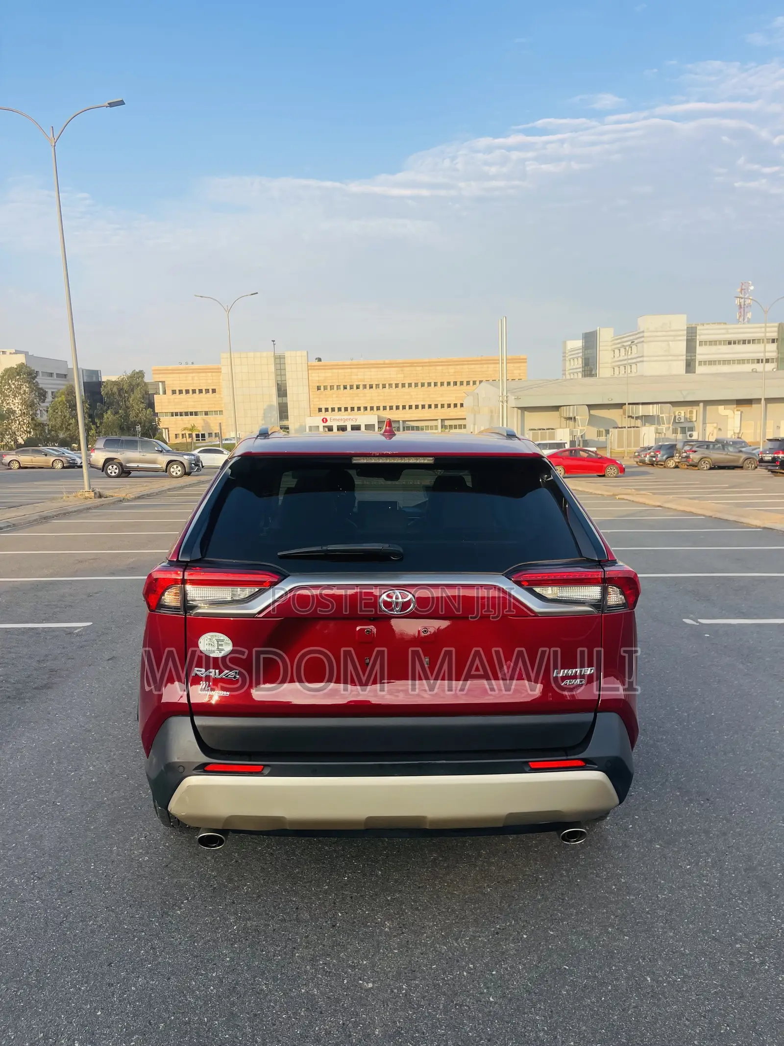 Toyota RAV4 2022 Red