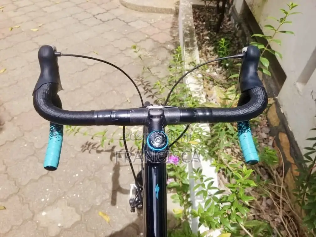 Super Neat and Very Reliable Specialized Roadbike Available for SALE!