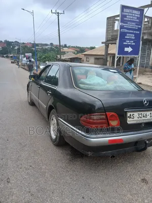 Mercedes-Benz 220 2002 Gray