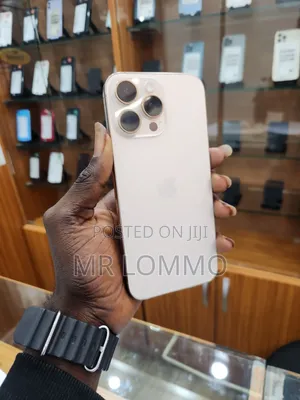 Apple iPhone 16 Pro Max 256 GB Gold