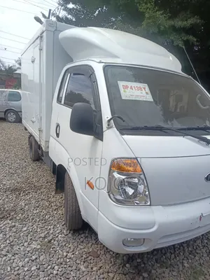 Kia Bongo 2011 White