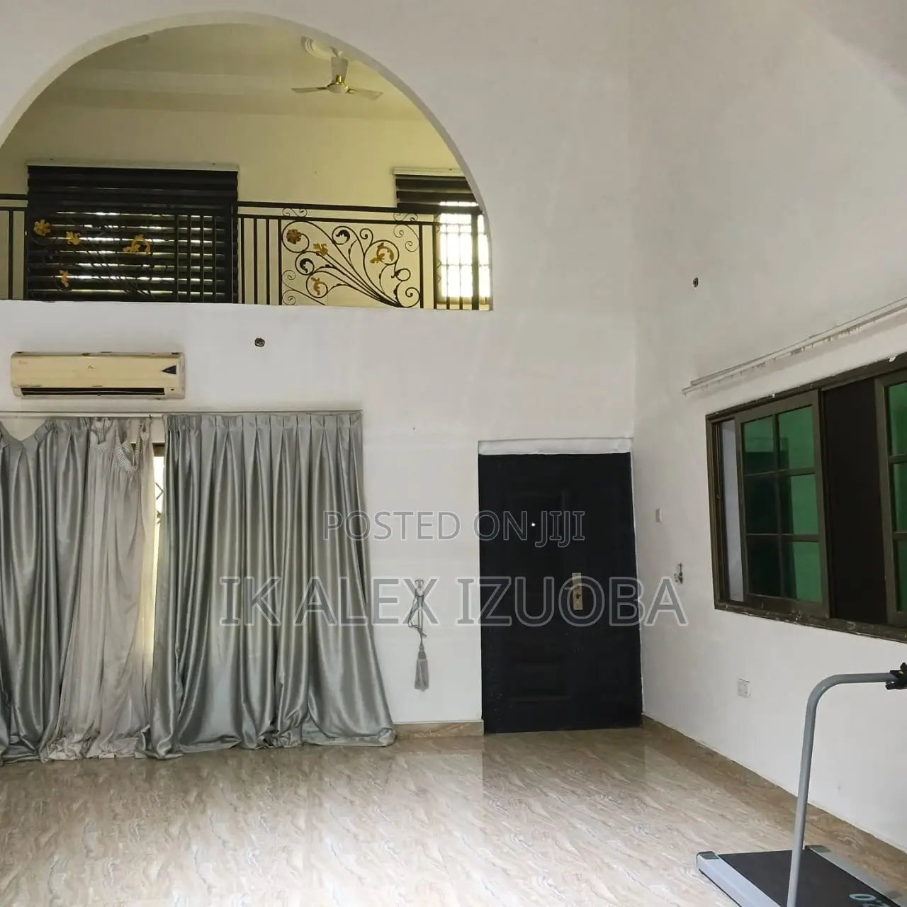 6bdrm House in Behind Nanakrome., East Legon for rent