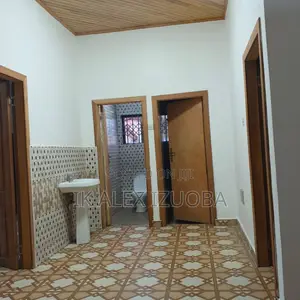 6bdrm House in Behind Nanakrome., East Legon for rent