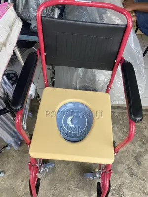 Commot Chair